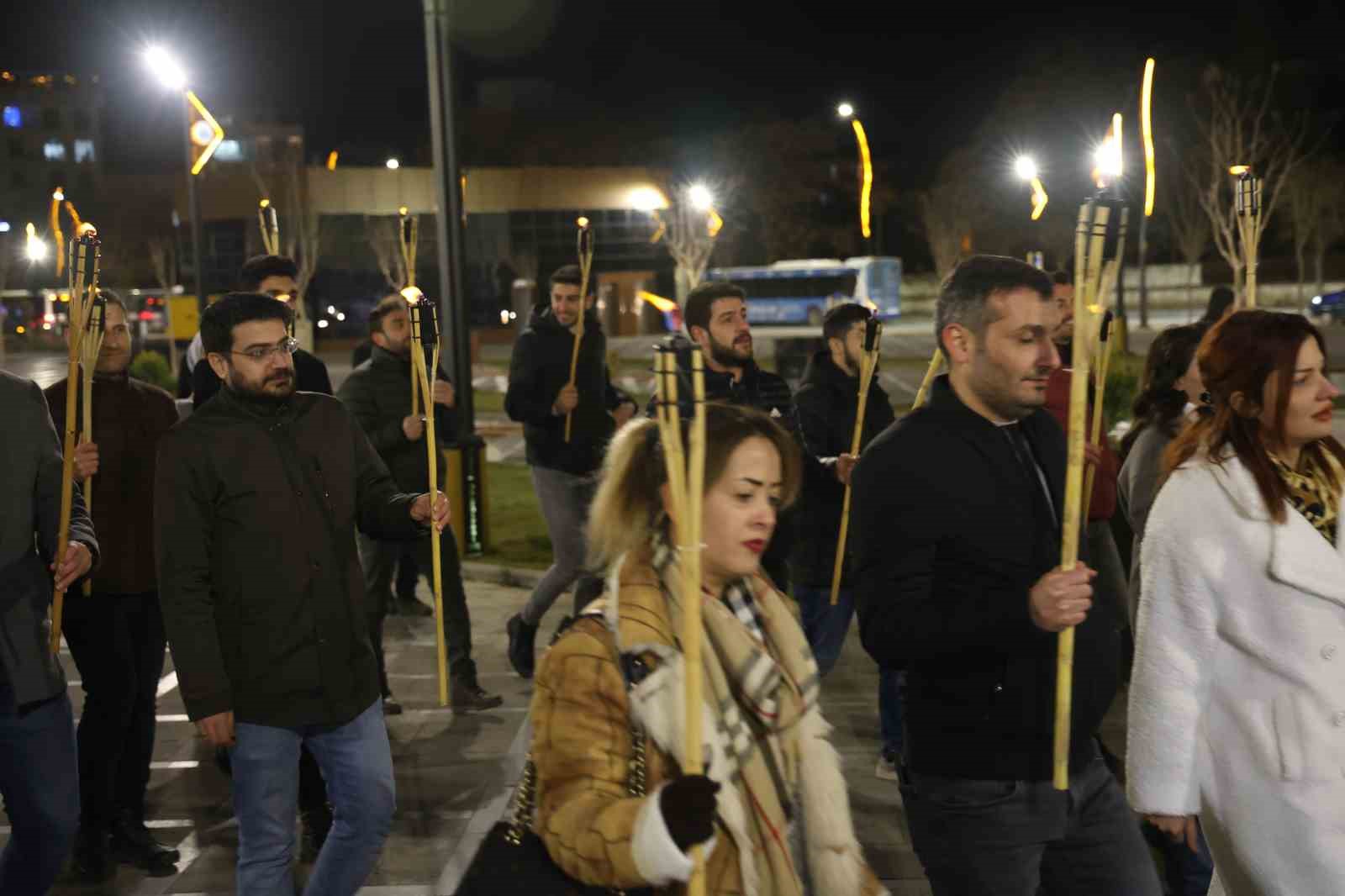 Elazda 24 Ocak depreminde hayatn kaybedenler anld
