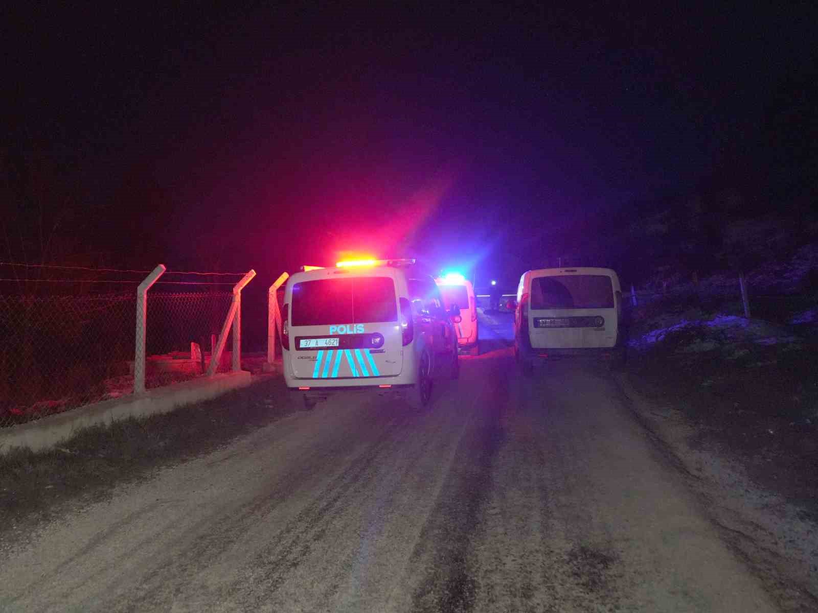 Kastamonu’da kan donduran cinayet: Mezarlıkta silahla vurulmuş halde ceset bulundu