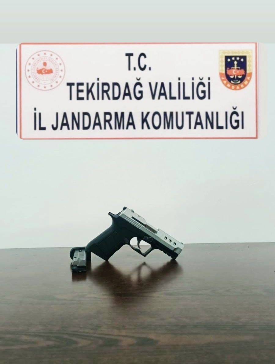 Tabanca ve 500’den fazla mermi ele geçirildi