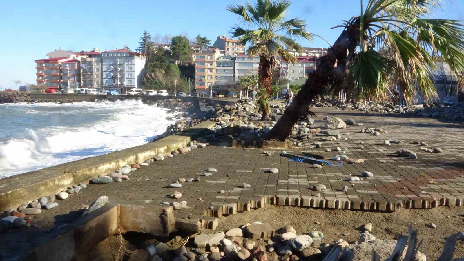 Fırtınanın vurduğu Tirebolu’da afetin izleri büyük ölçüde silindi
