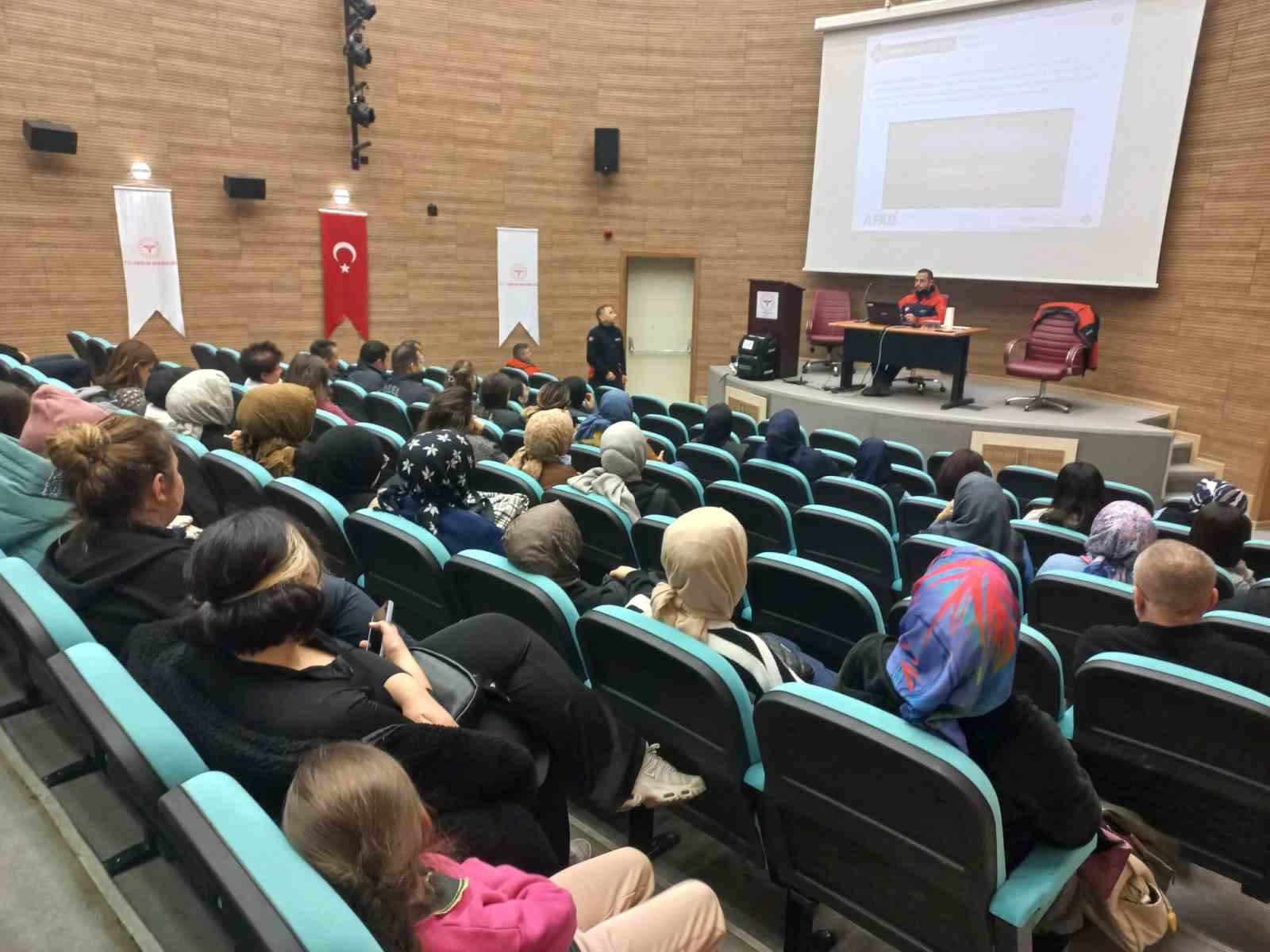 Hastane personeline KBRN eğitimi verildi

