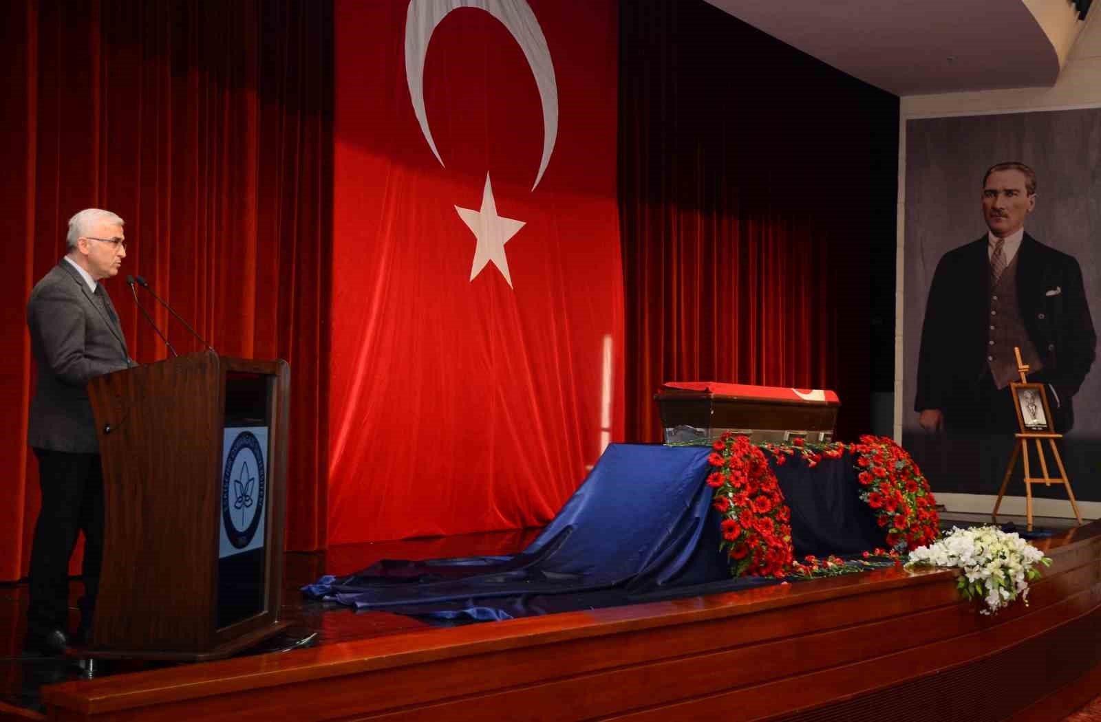 ESOGÜ Prof. Dr. Necat A. Akgün’ü törenle ebediyete uğurladı
