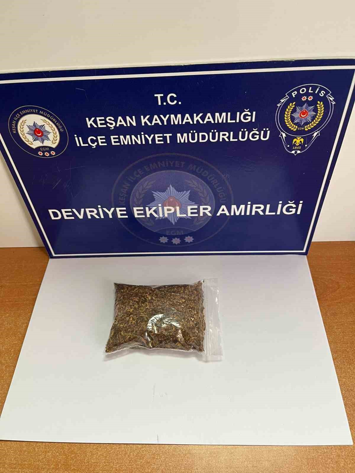 Keşan&rsquo;da 18,59 gram uyuşturucu ve sentetik ecza ele ge&ccedil;irildi

