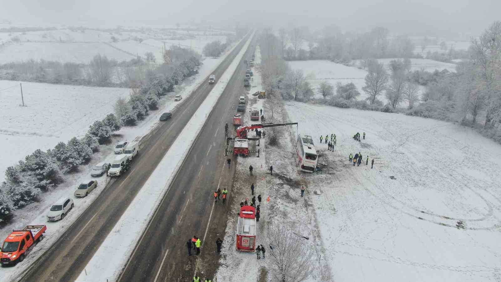 Kastamonu’da 6 kişiye mezar olan otobüs havadan görüntülendi