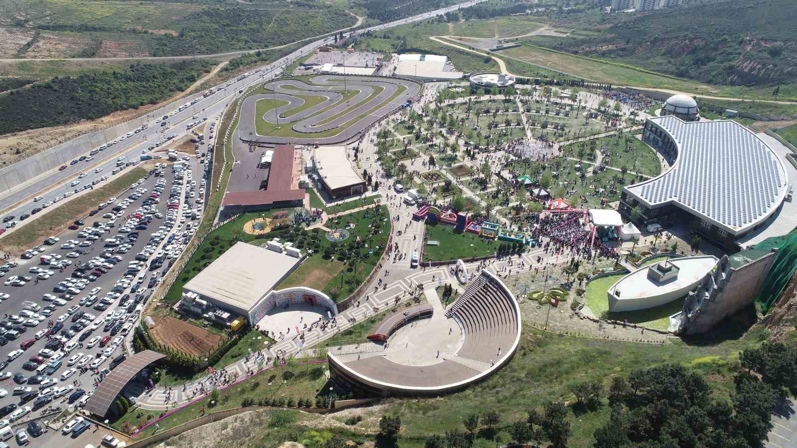 Tuzla’nın güneş enerjisi harikası: Şelale Eğitim Parkı