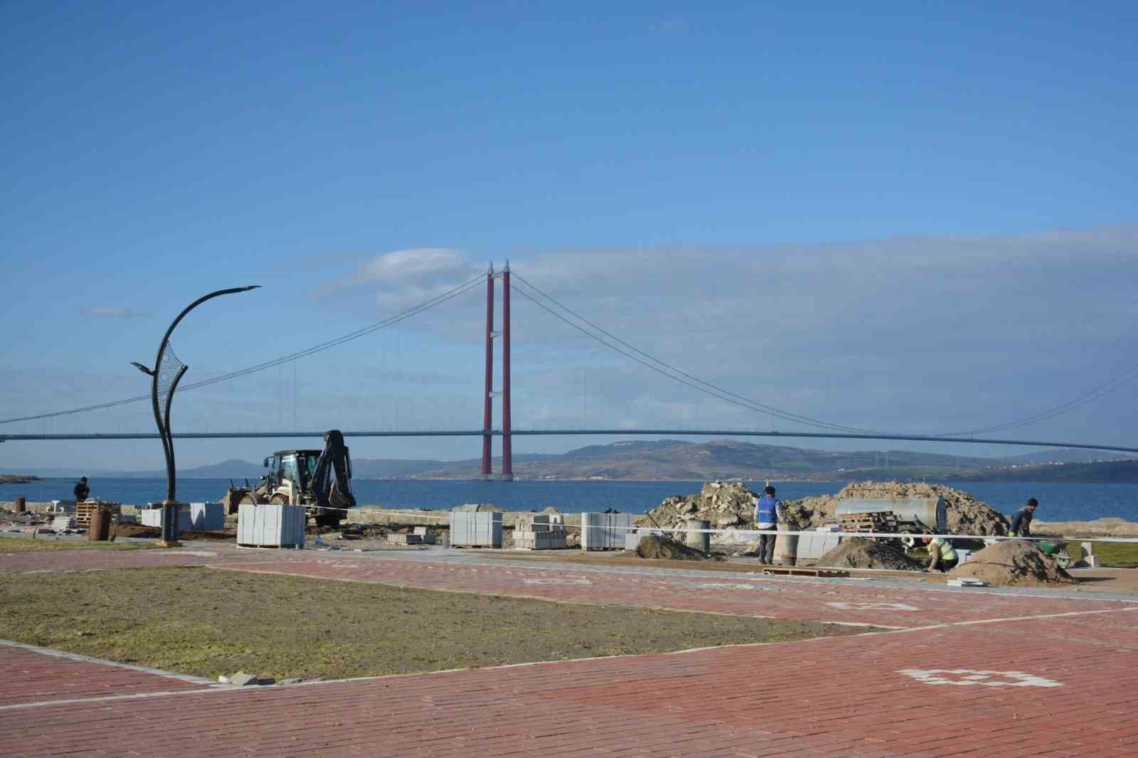 Lapseki’de alt ve üst yapı çalışmaları devam ediyor