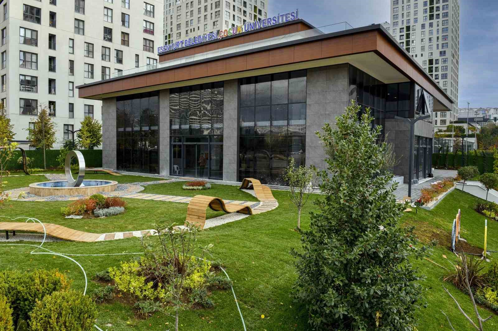 Esenyurtlu çocuklar, Çocuk Üniversitesi’nde geleceğe hazırlanıyor
