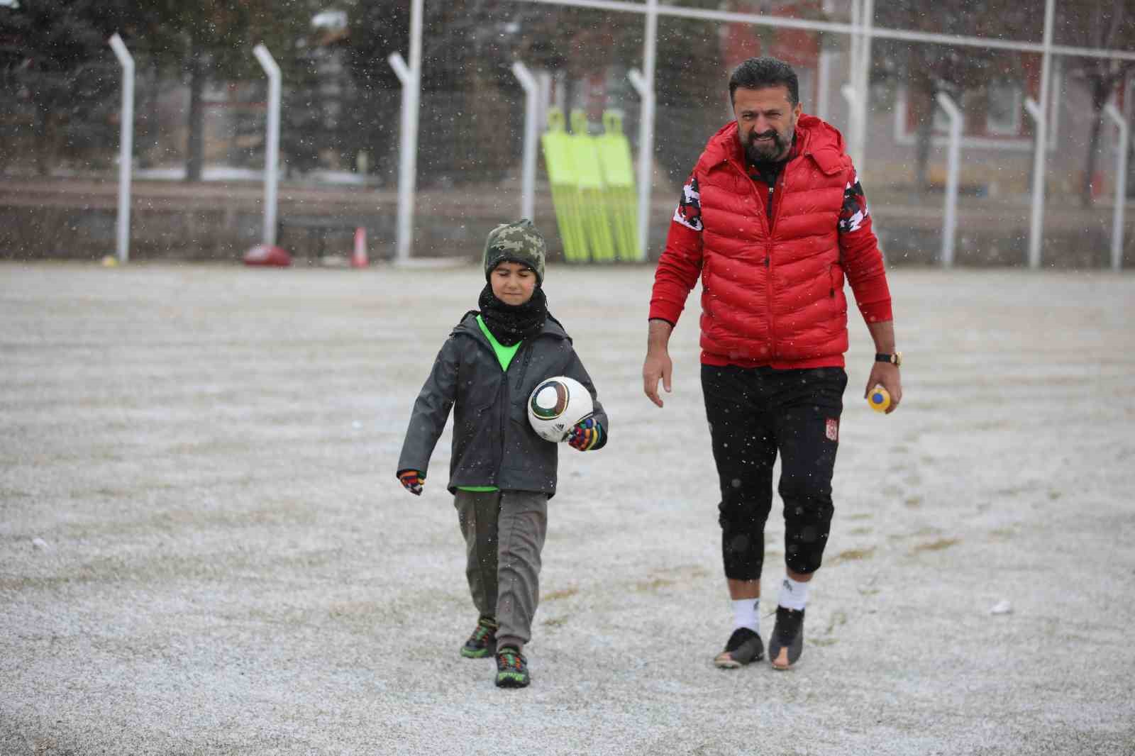 Bülent Uygun: “Beşiktaş maçı zor geçecek”
