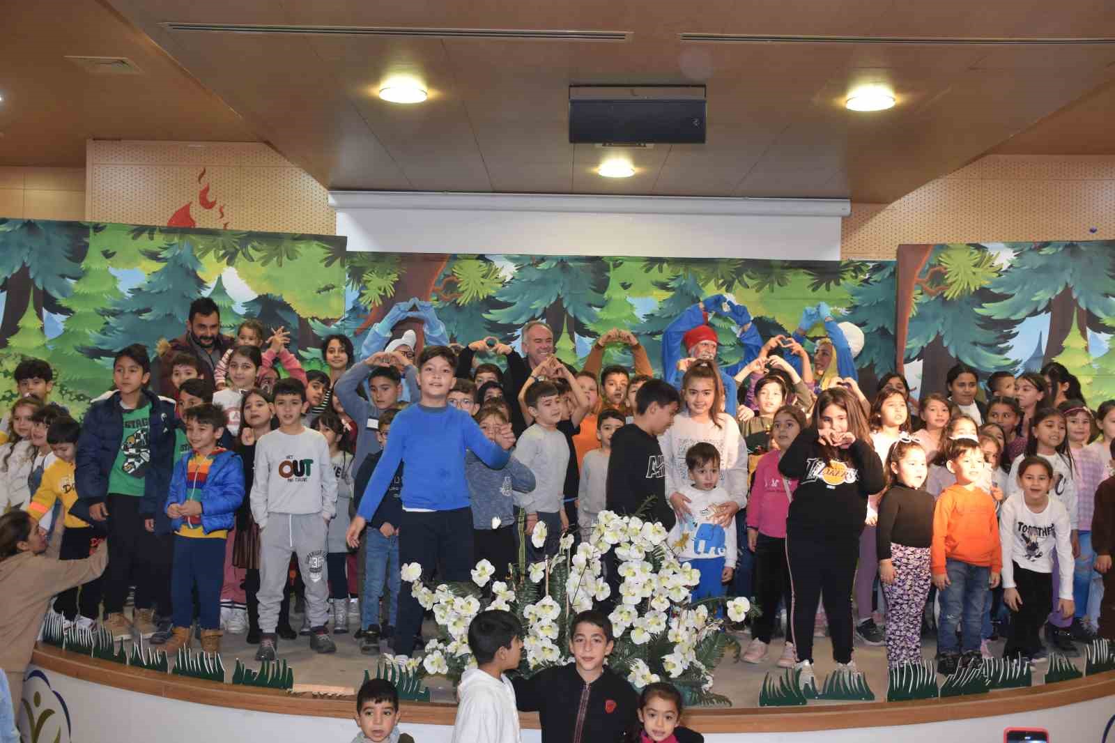 Başkan Öndeş’ten yarıyıl tatili hediyesi
