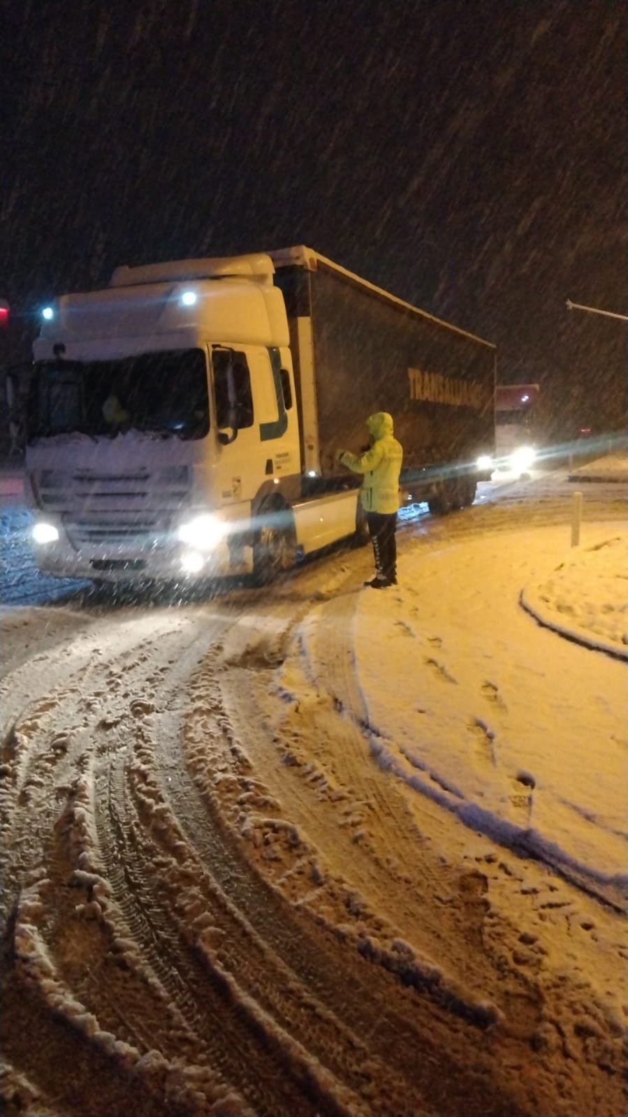 Bingöl’de şehirlerarası yolcu ve yük taşımacılığı yapan araçlara denetim
