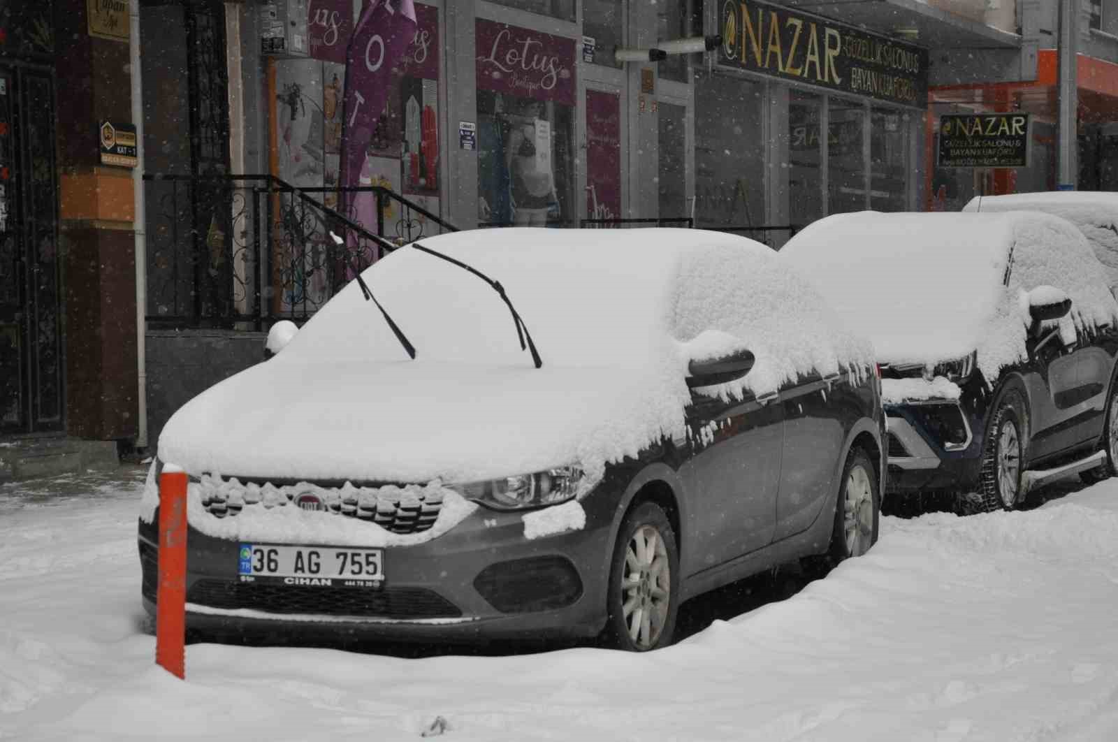 Kars kara teslim, 69 köy yolu ulaşıma kapandı