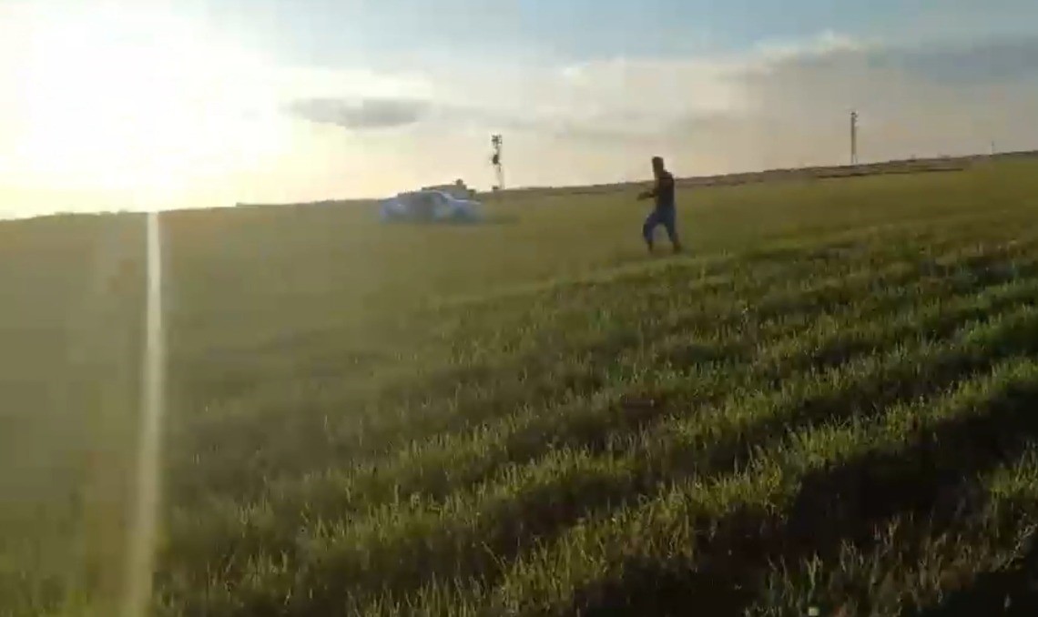 Ka&ccedil;an h&uuml;k&uuml;ml&uuml; uyuşturucu taciri, dron yardımı ile yakalandı
