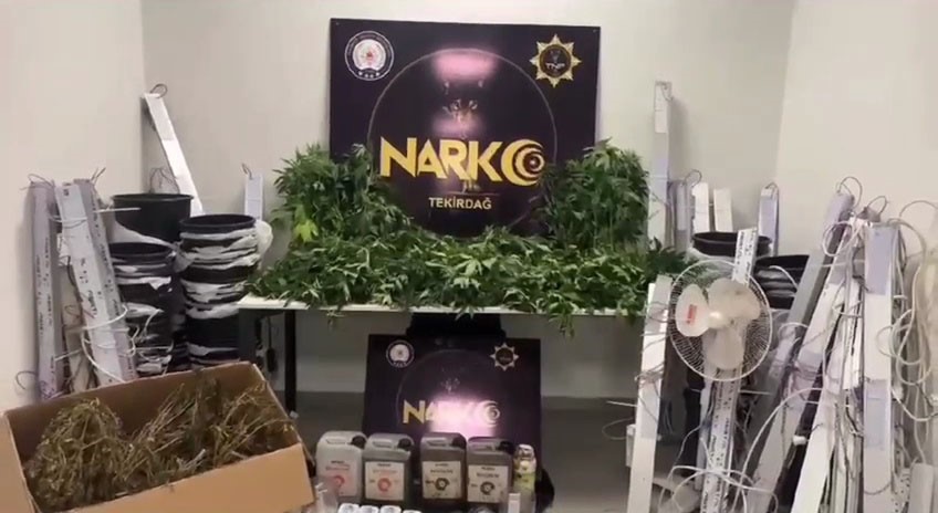 Tekirdağ&rsquo;da uyuşturucu operasyonu: Esrar ve Hint keneviri ele ge&ccedil;irildi
