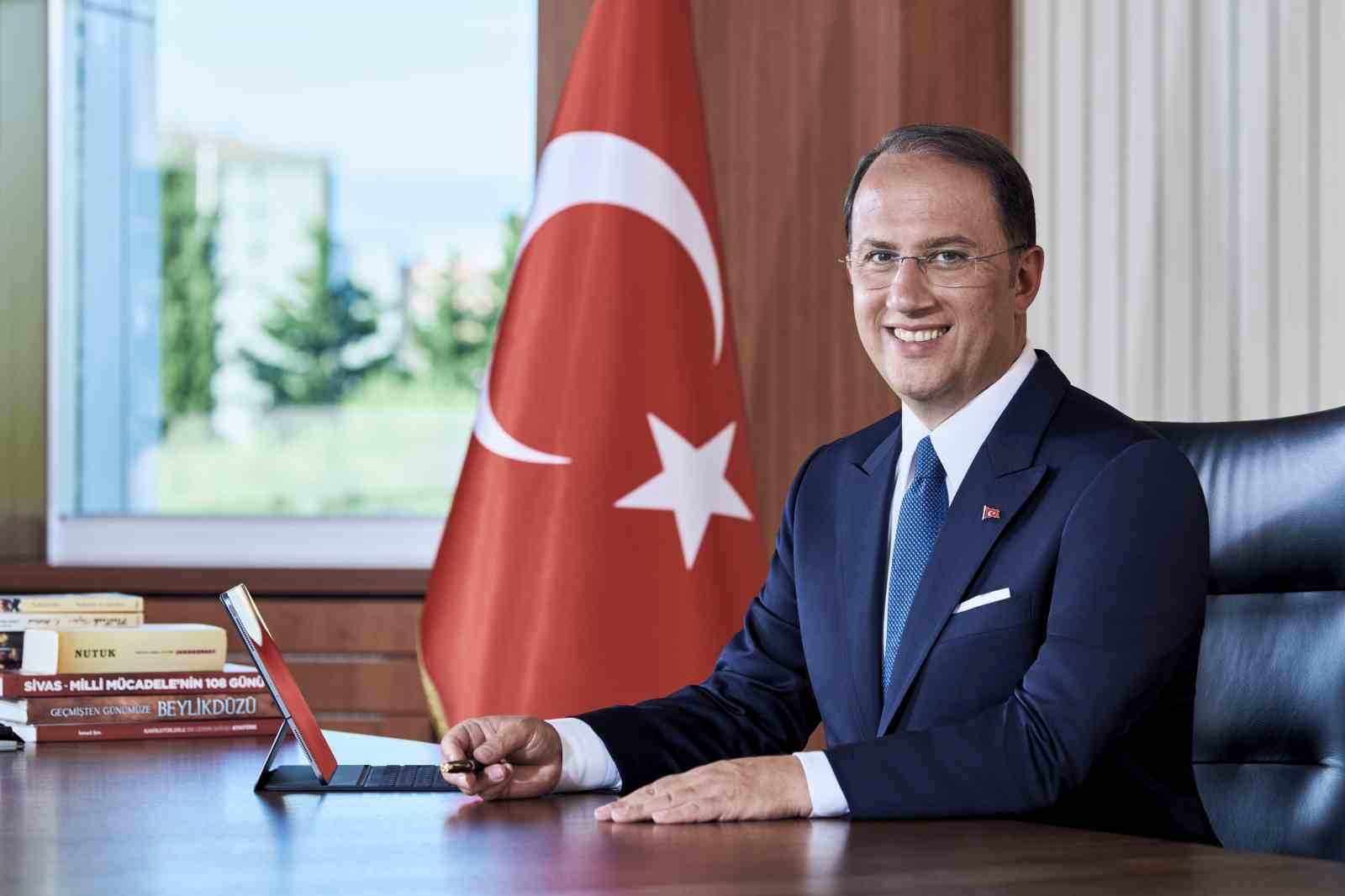 Beylikd&uuml;z&uuml; Belediye Başkanı Mehmet Murat &Ccedil;alık yeniden aday g&ouml;sterildi
