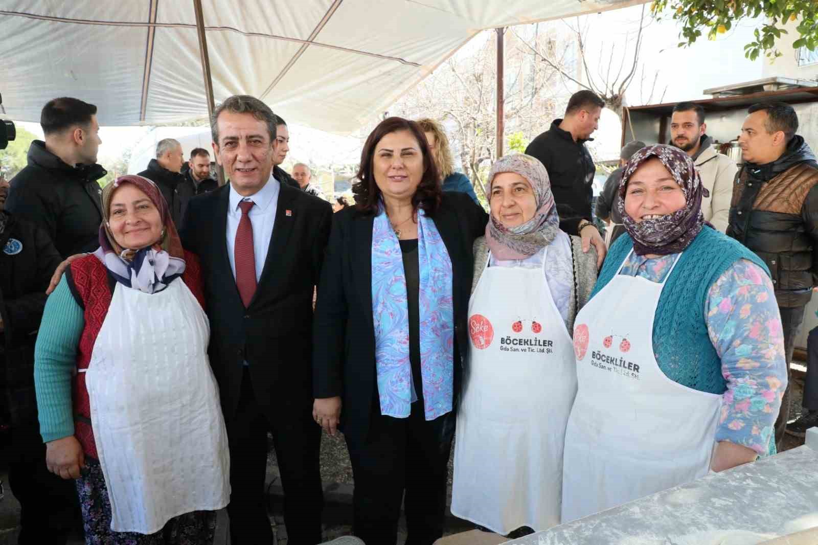 Başkan Çerçioğlu, Cumartesi Pazarı’nda vatandaşlarla buluştu