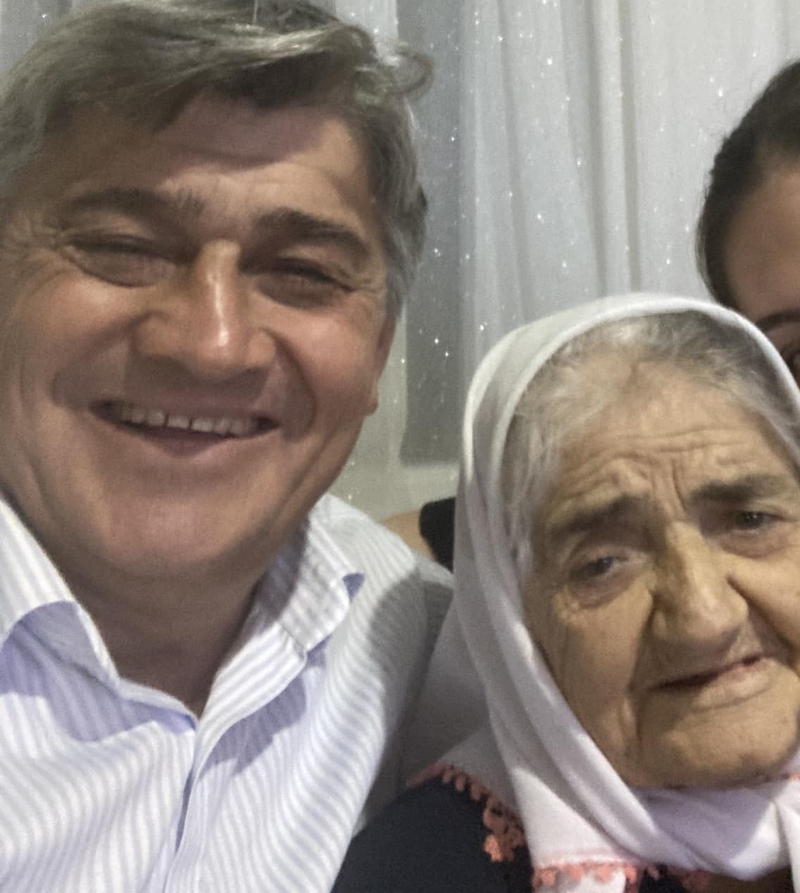 Başkan Çömden’in hayatını kaybeden annesi son yolculuğuna uğurlandı

