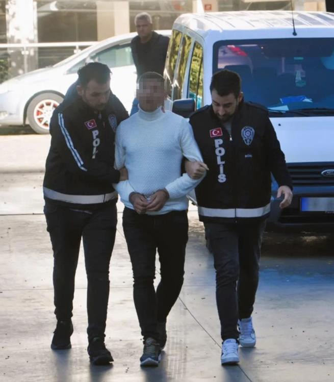 L&uuml;leburgaz&rsquo;da kesinleşmiş hapis cezası bulunan 15 kişi yakalandı
