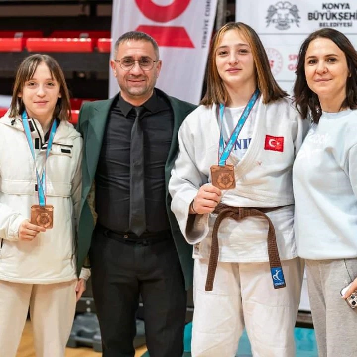 Judoda 2 madalya
