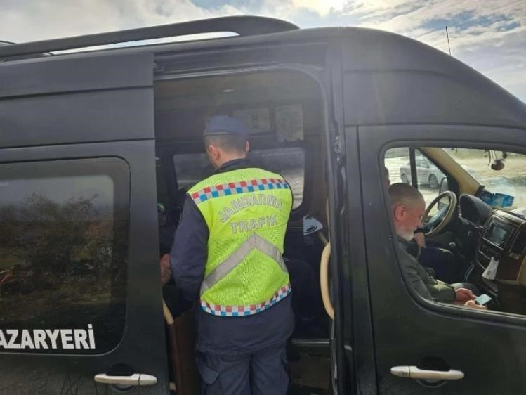 Trafik Timleri emniyet kemerinin önemine değindi

