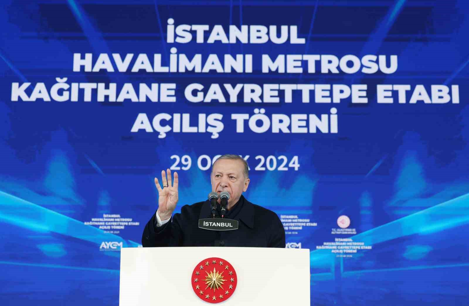 Cumhurbaşkanı Erdoğan: "İstanbul’da tamamlanan raylı sistem uzunluğu 338.5 kilometreye çıkıyor"