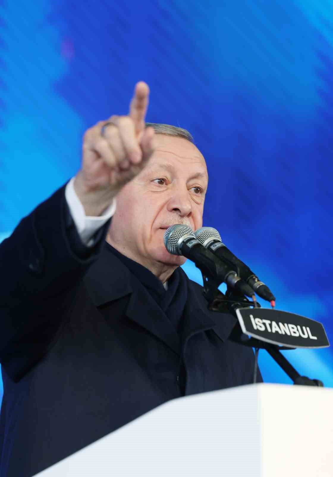 Cumhurbaşkanı Erdoğan: "İstanbul’da tamamlanan raylı sistem uzunluğu 338.5 kilometreye çıkıyor"
