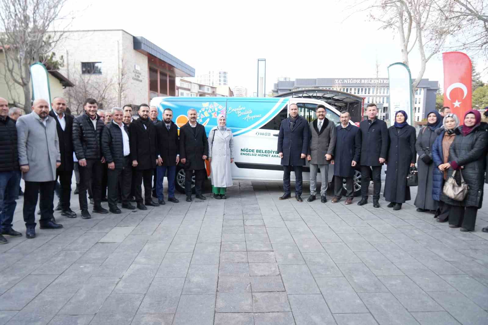 Niğde’de hizmete giren araç, engelli vatandaşların hayatını kolaylaştıracak