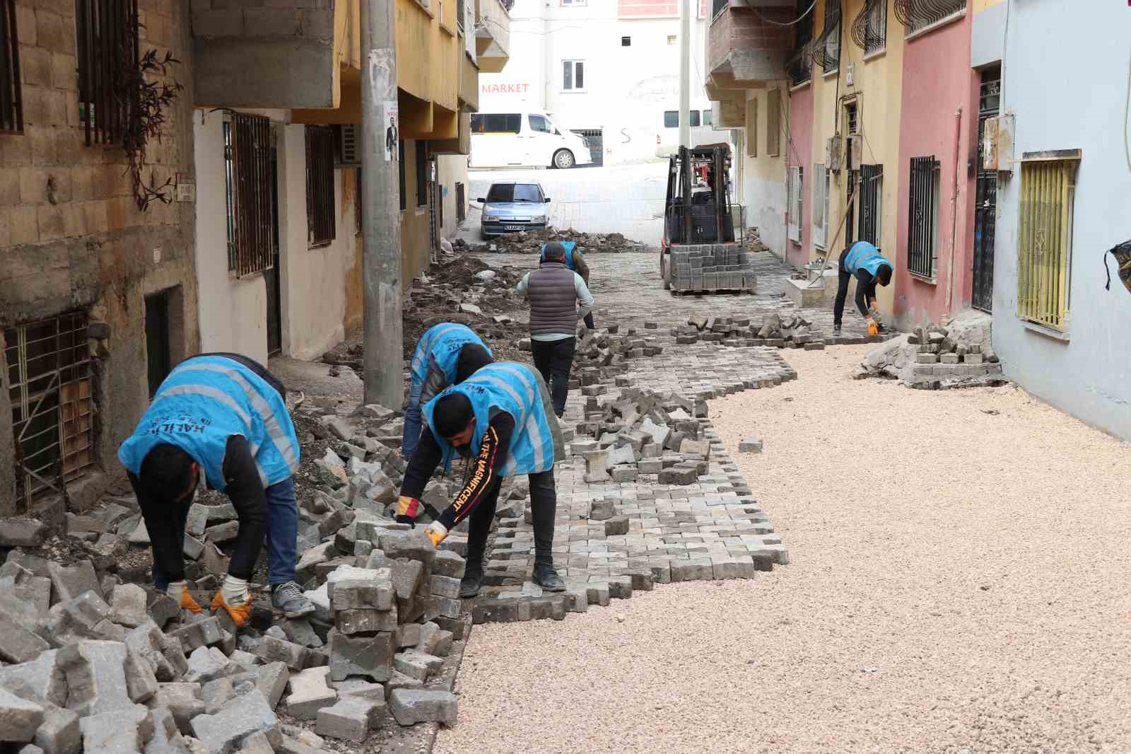 Haliliye’de üstyapı için tüm ekipler sahada
