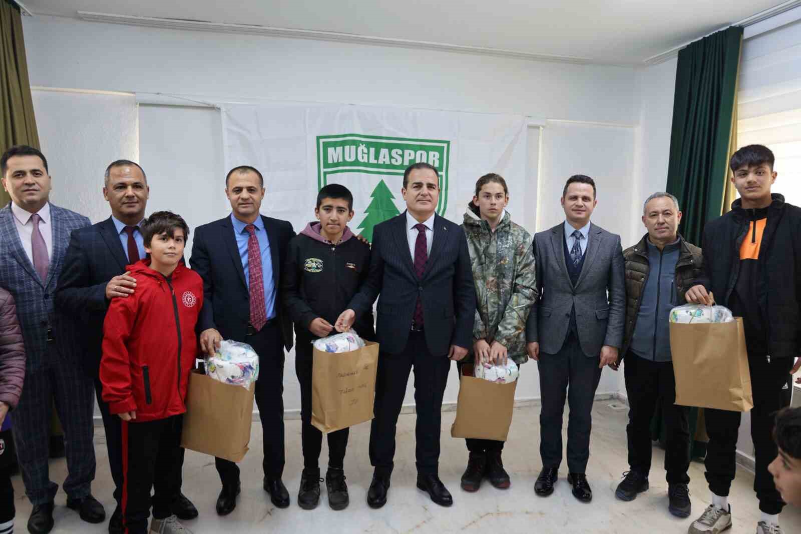Genç sporculara Vakıf desteği
