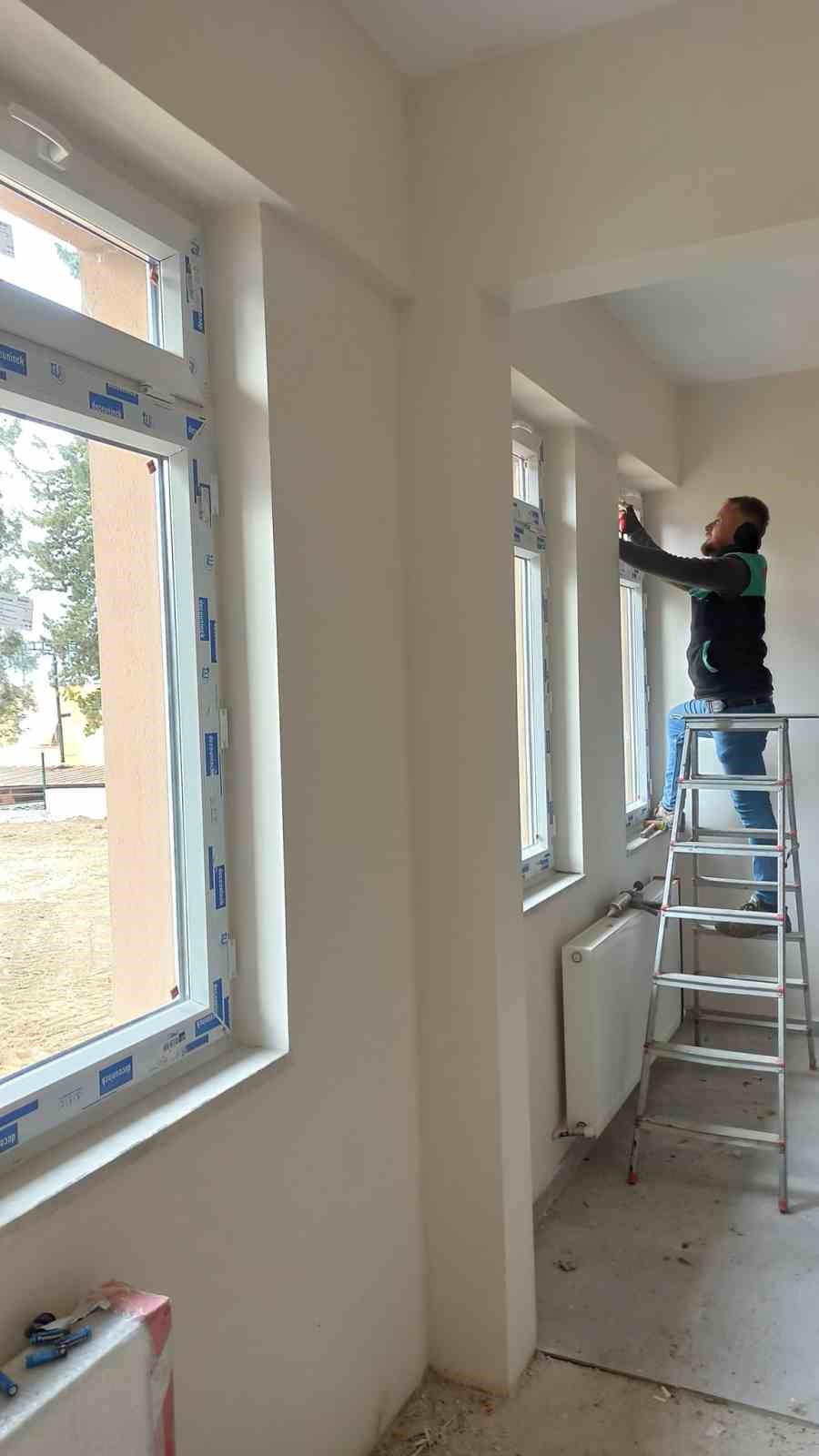 Sarıgöl’de 6 yeni okul inşaatı devam ediyor
