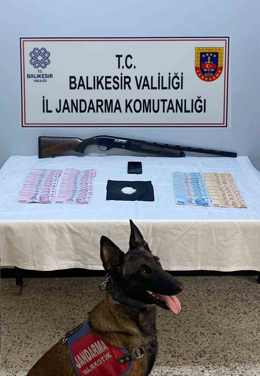 Jandarma’dan uyuşturucu operasyonu