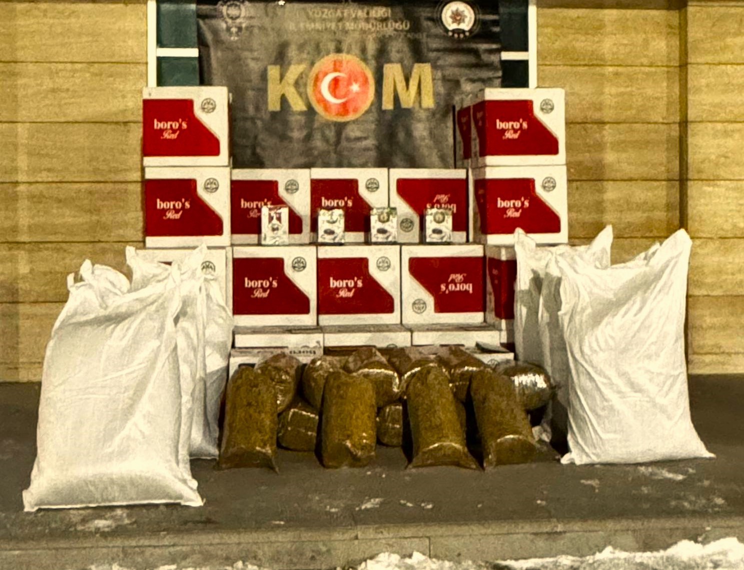 Yozgat’ta 410 bin makaron ve 247 kilogram kaçak tütün ele geçirildi