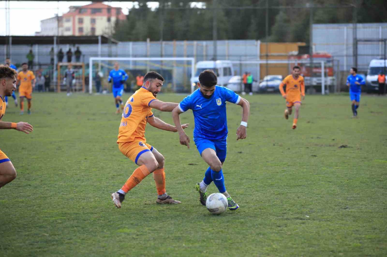 TFF 2. Lig: Belediye Derincespor: 0 - İskenderunspor: 1
