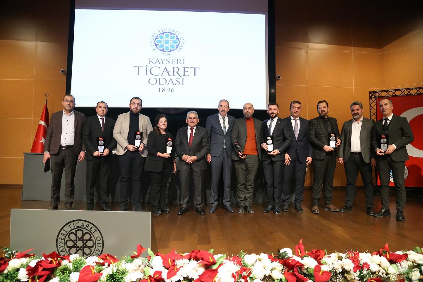 Başkan G&uuml;lsoy: "Geleceğin parlayan yıldızı T&uuml;rkiye Cumhuriyeti Devleti olacağına inancımız tamdır"
