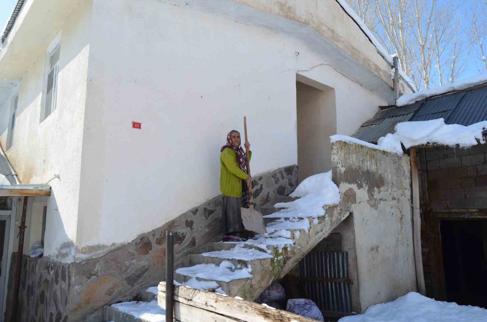 Varto’da meydana gelen depremin yaraları 58 yıldır sarılamadı
