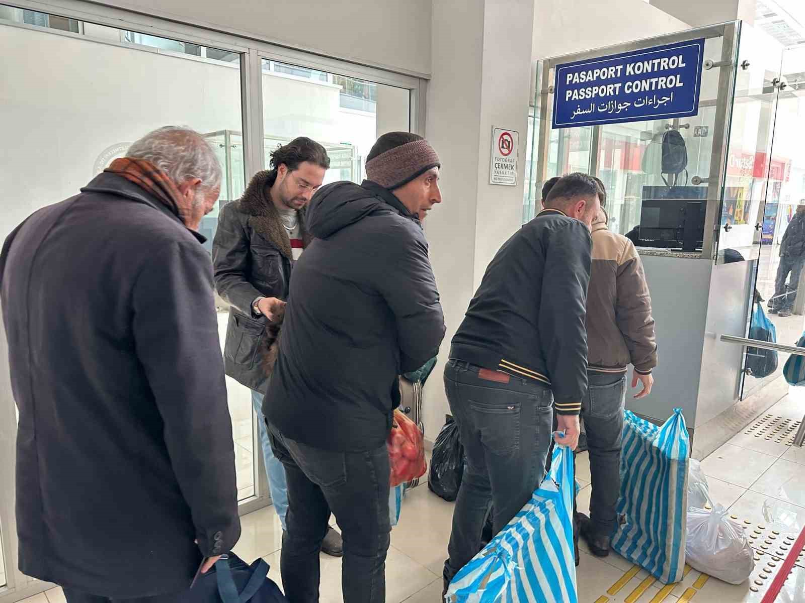 Yüksekova-Esendere Sınır Kapısı’na 3. kontuvar gişesi kuruldu