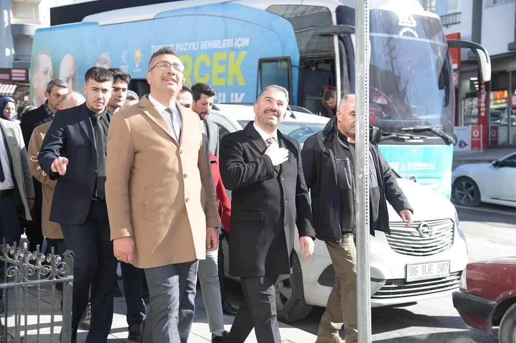 Pursaklar’da hava soğuk, sokaklar sımsıcak