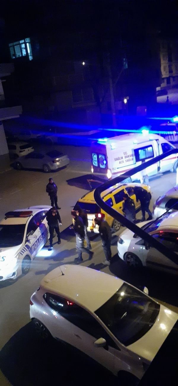 İzmir’de taksiciyi silahla vuran saldırgan yakalandı
