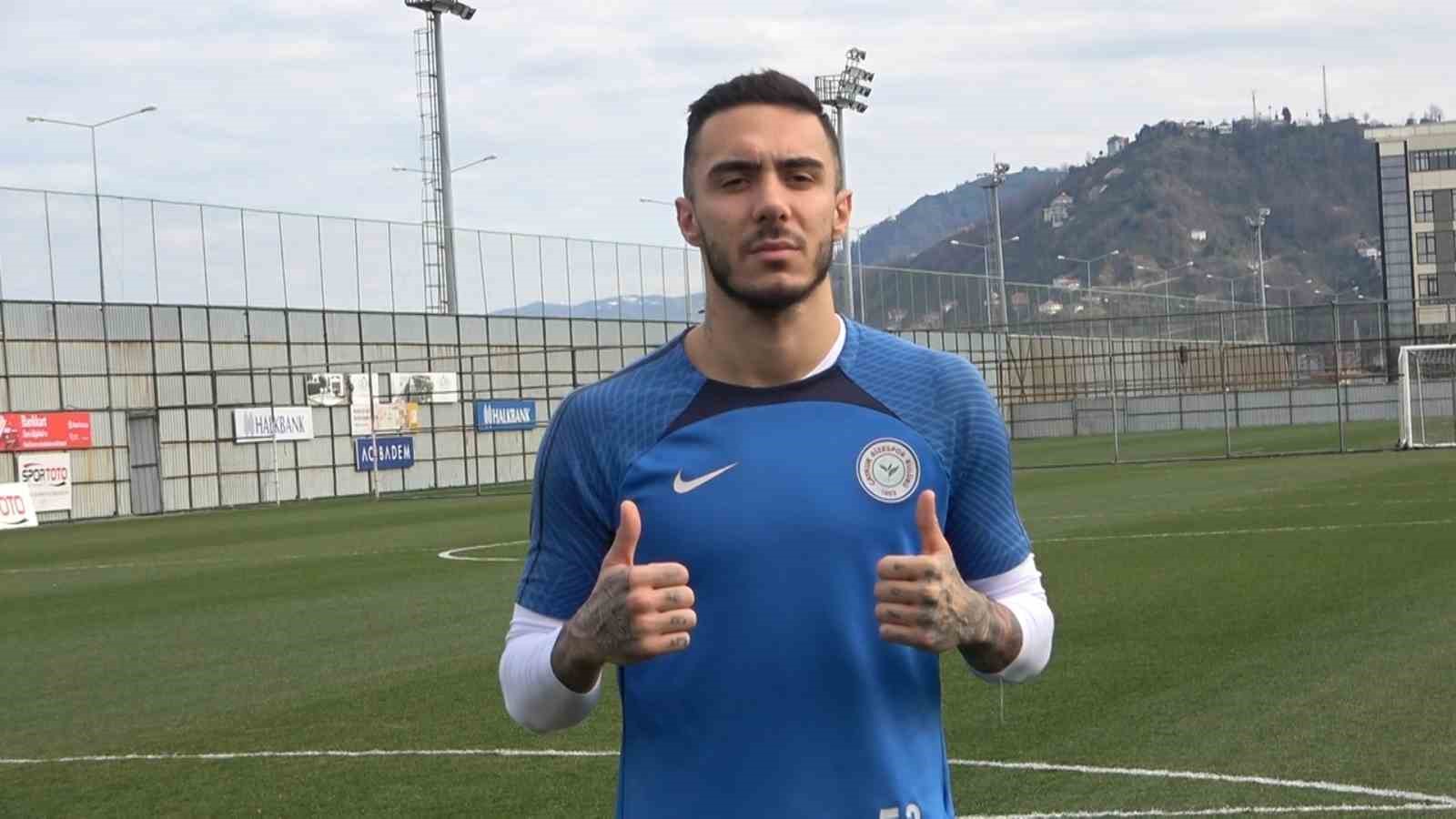 Emirhan Top&ccedil;u: &ldquo;Ne olursa olsun i&ccedil;eride de dışarıda da sadece 3 puan i&ccedil;in sahaya &ccedil;ıkacağız&rdquo;
