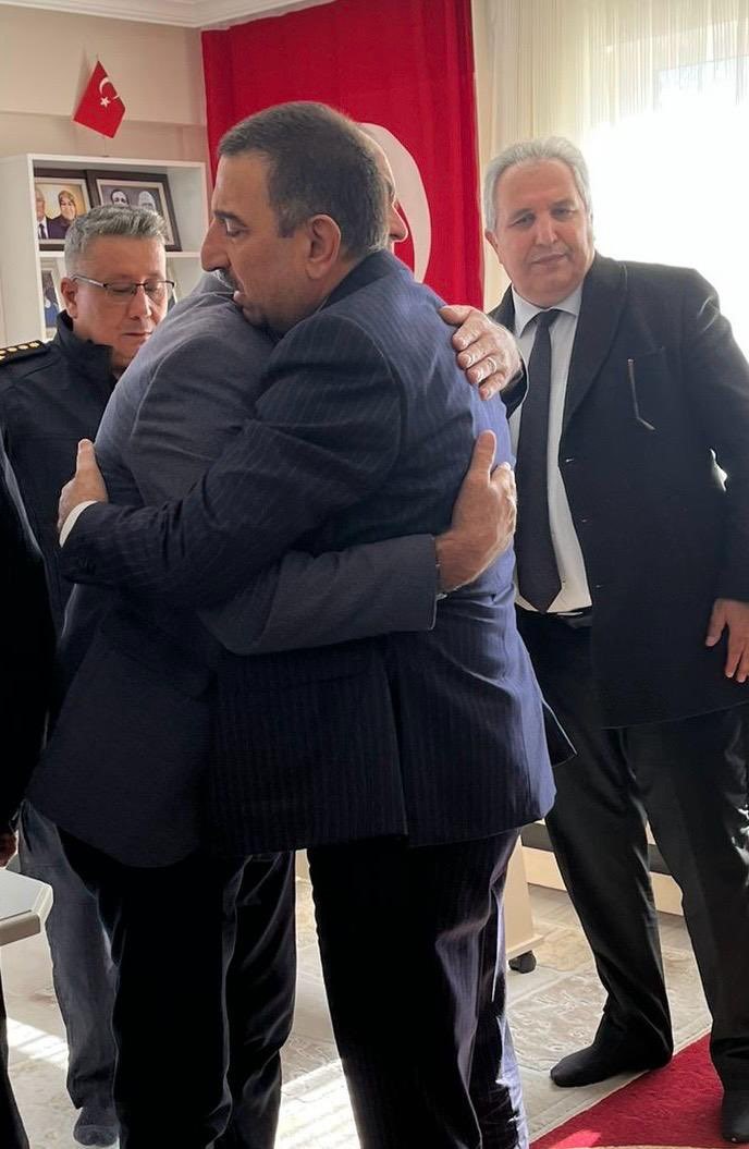 Vali Hacıbektaşoğlu&rsquo;ndan şehidin ailesine taziye ziyareti
