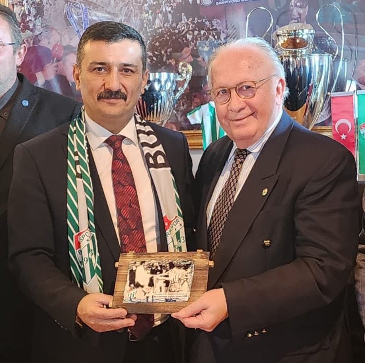 Bursa Milletvekili Sel&ccedil;uk T&uuml;rkoğlu, Bursaspor&rsquo;u ziyaret etti
