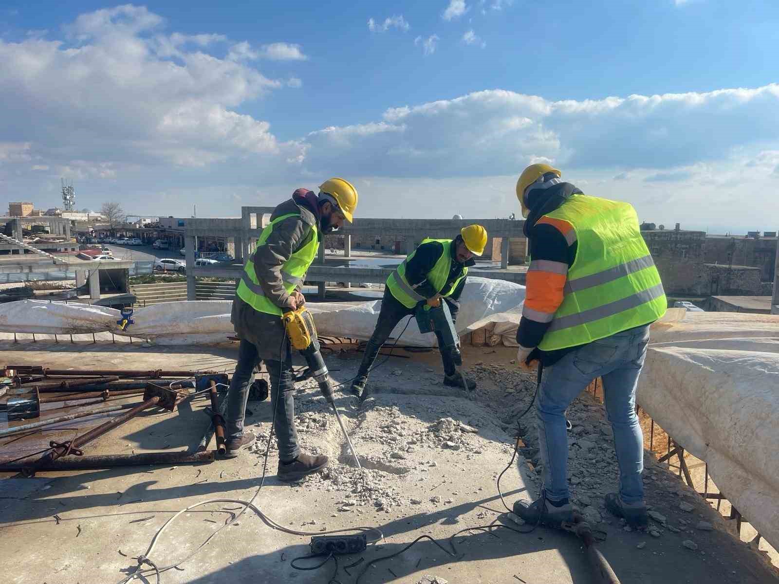 Mardin’de otopark projesinde çalışmalar yeniden başladı
