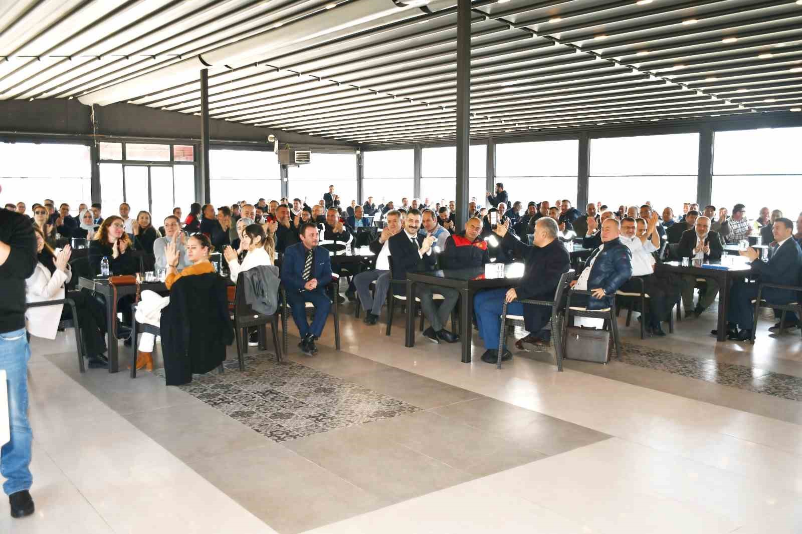 Başkan Tekin’den işçiye yüzde 90 zam