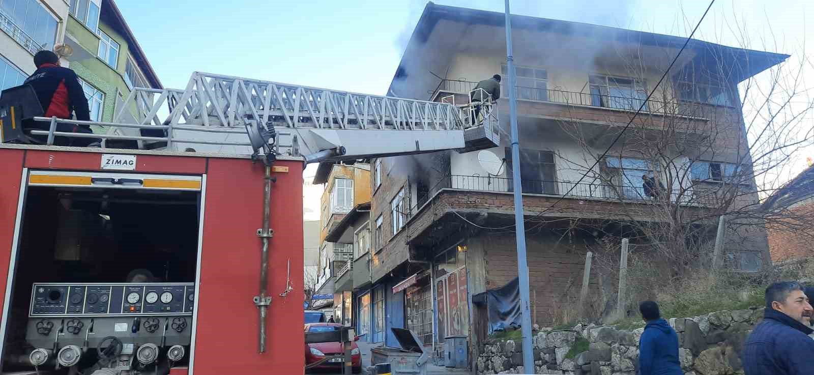 Sungurlu’da korkutan yangın