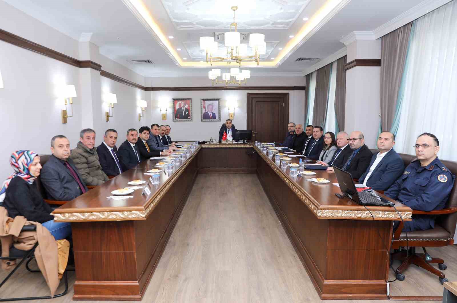 Burdur’da 2023-2024 eğitim öğretim yılı ikinci dönemi güvenlik toplantısı yapıldı