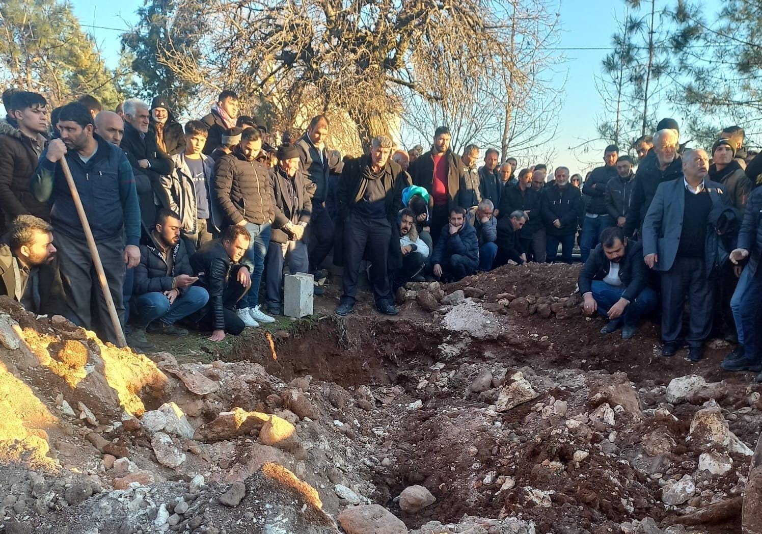 Nizip&rsquo;teki aile faciasında &ouml;len baldız da Şanlıurfa&rsquo;da defnedildi
