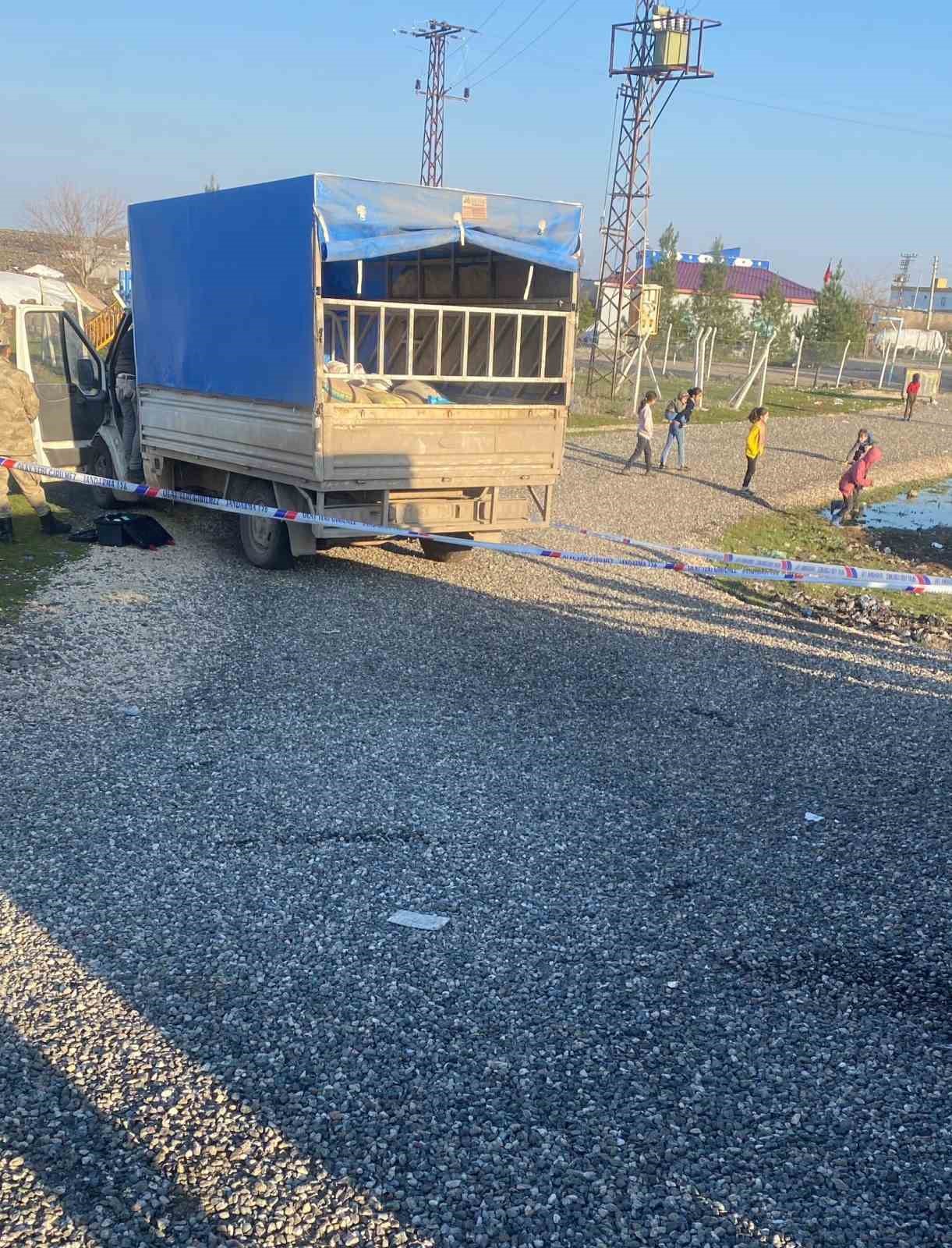 Diyarbakır’da kamyonetin çarptığı çocuk hayatını kaybetti