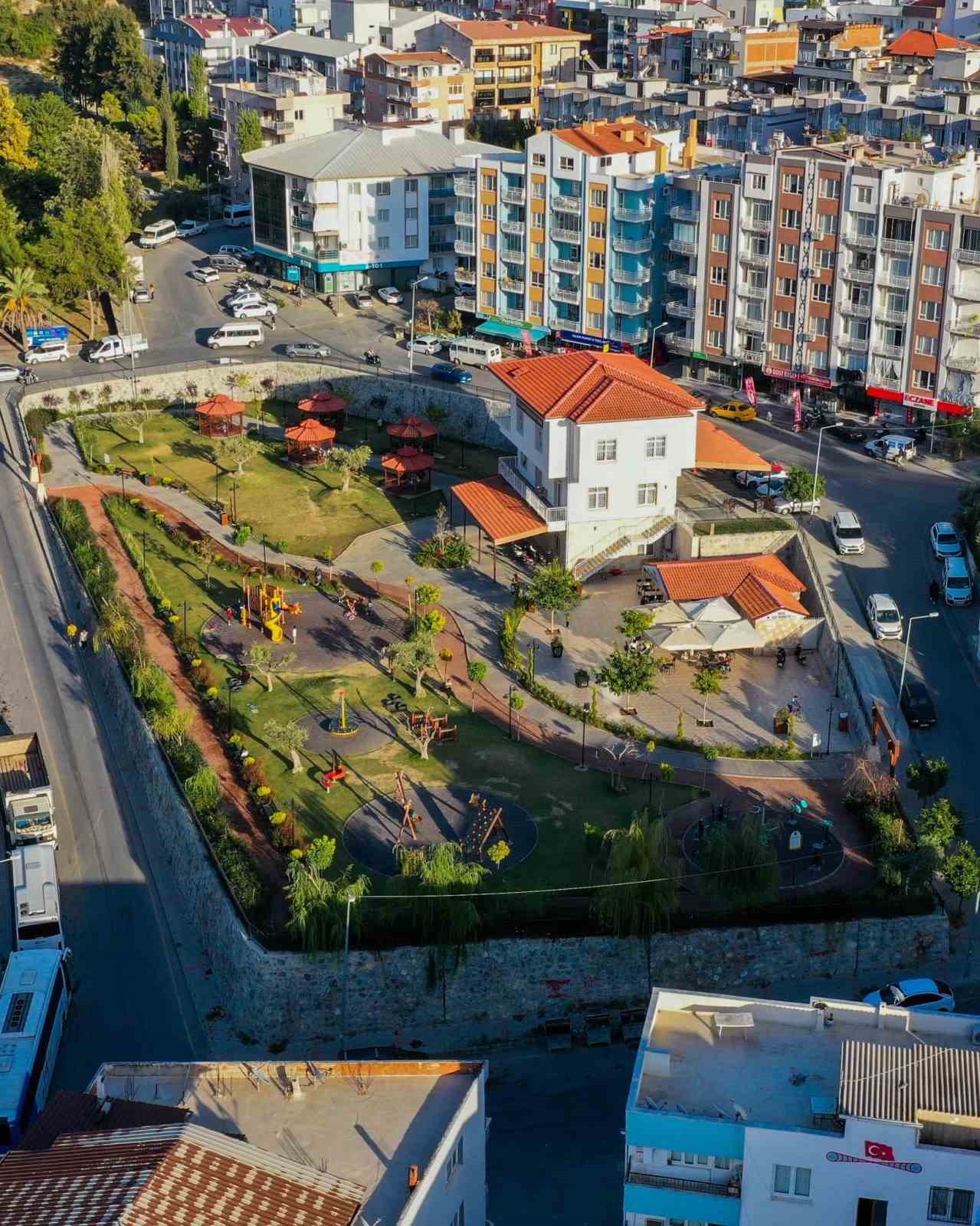 Kuşadası 5 yıl önceye göre 7 kat daha yeşil
