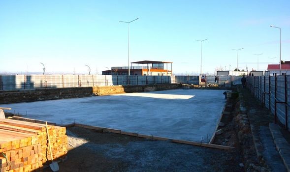 Lapseki Belediyesi, &rsquo;Kreş ve G&uuml;nd&uuml;z Bakım Evi&rsquo; &ccedil;alışmalarını s&uuml;rd&uuml;r&uuml;yor
