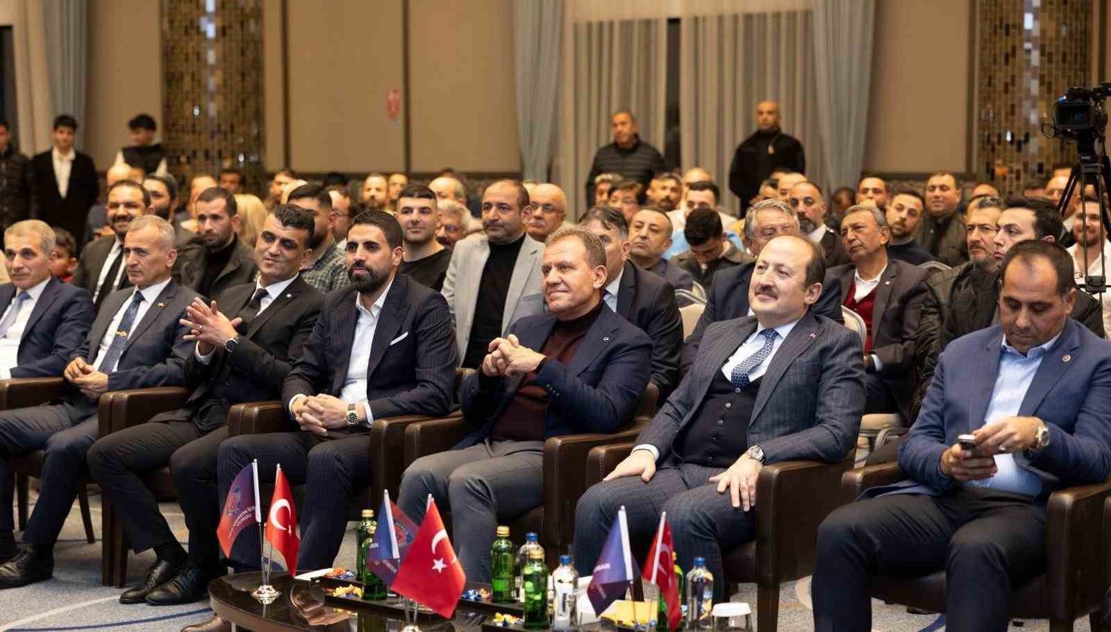 Seçer: "Kentin ileri gelenlerinin MİY’e sahip çıkması gerekiyor"
