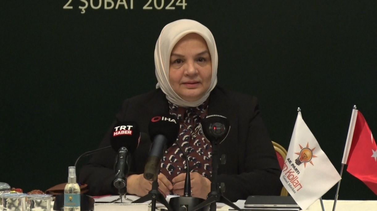 AK Parti Genel Merkez Kadın Kolları Başkanı Keşir STK kadın temsilcileriyle bir araya geldi
